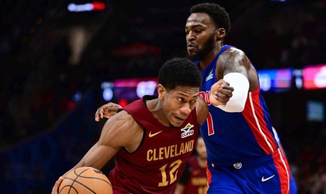 开云官网-詹姆斯经纪公司有意将骑士队德安德烈·亨特，交易至湖人或黄蜂